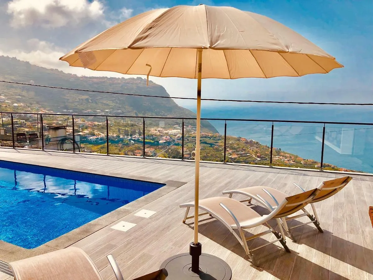Villa Da Bisa With Heated Swiming Pool Arco da Calheta  0*, Arco da Calheta (Madeira)